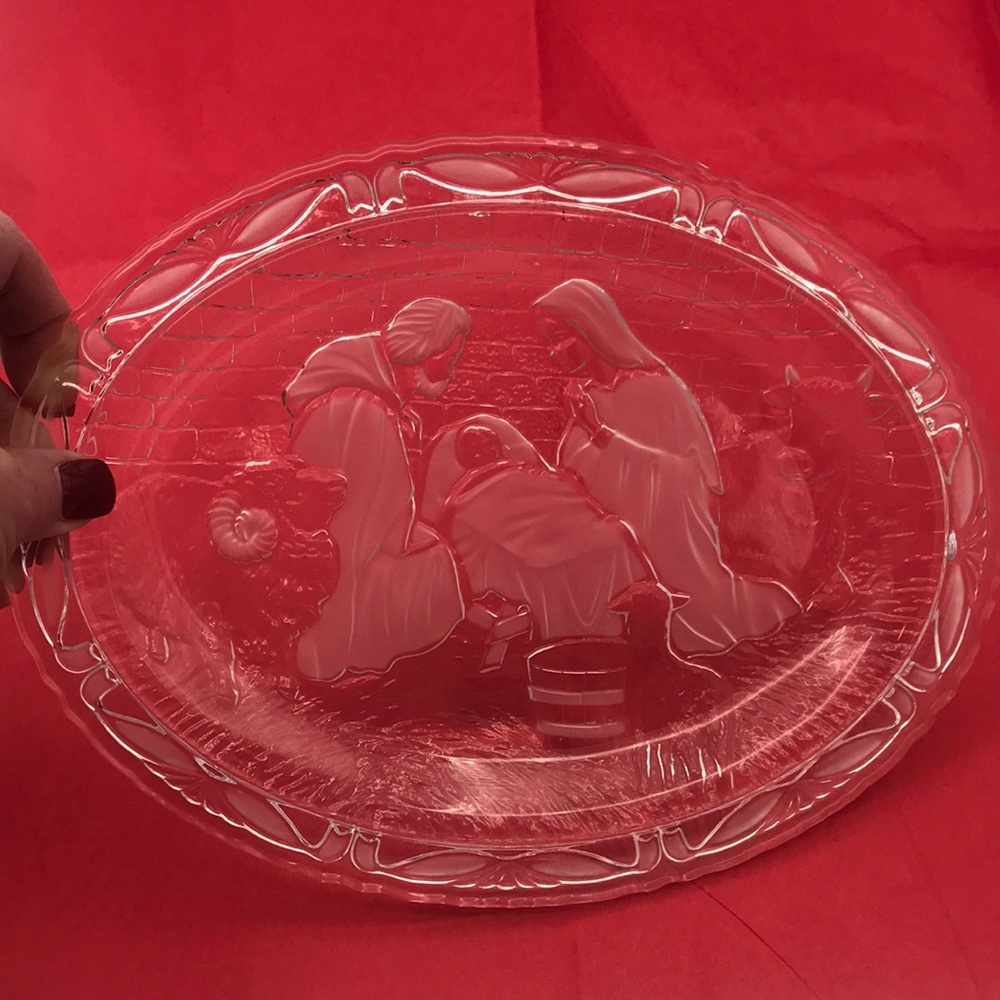 VTG Mikasa Rejoice Nativity‎ Clear Frosted Etched Crystal Glass Oval Plaque/Dish